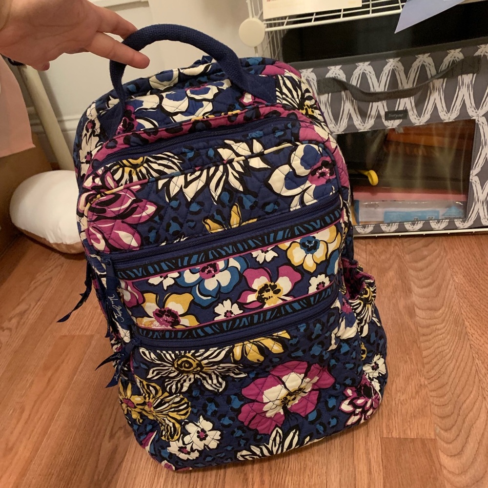 Large Vera Bradley Back Pack - Picture 1 of 8